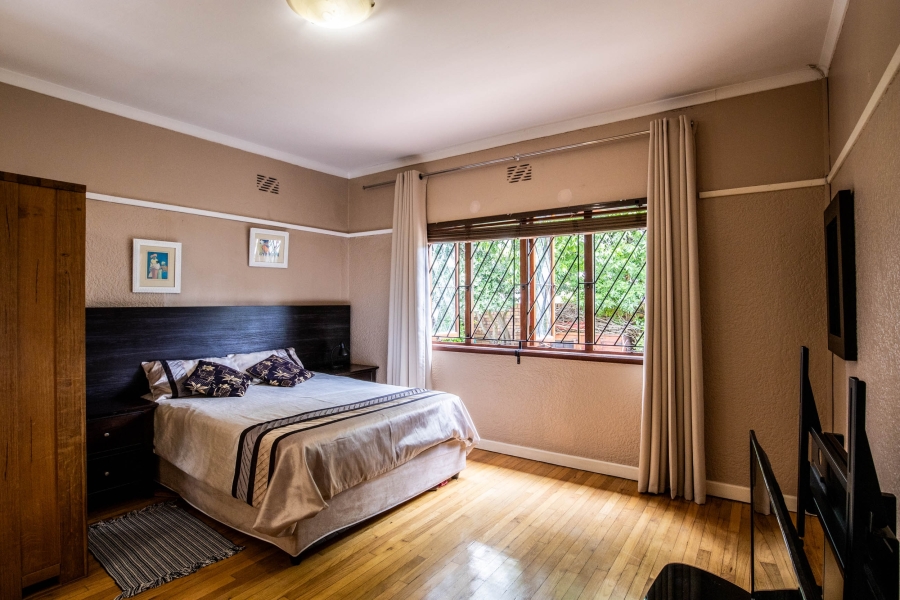 To Let 0 Bedroom Property for Rent in Pinelands Western Cape